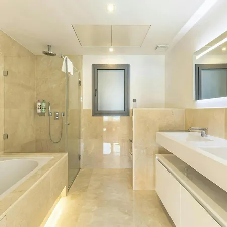 Les Rivages Apartment Estepona