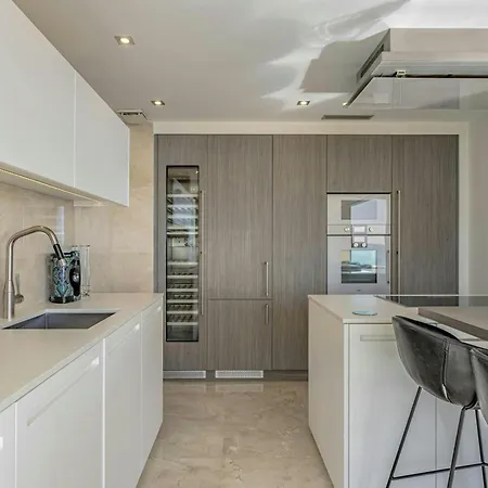 Les Rivages Apartment Estepona